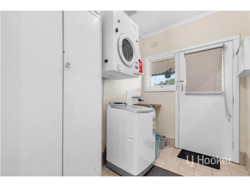 10 Beaminster Road, Elizabeth Park SA 5113