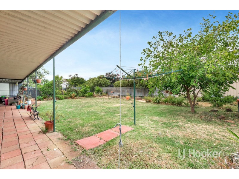 10 Beaminster Road, Elizabeth Park SA 5113