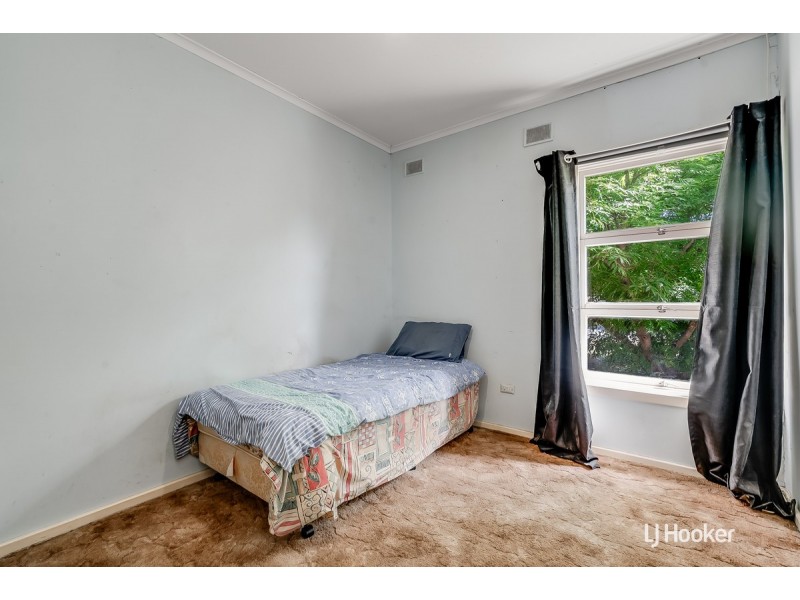 12 Crabb Road, Smithfield Plains SA 5114