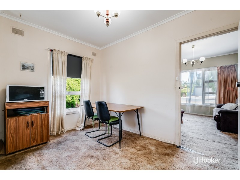 12 Crabb Road, Smithfield Plains SA 5114