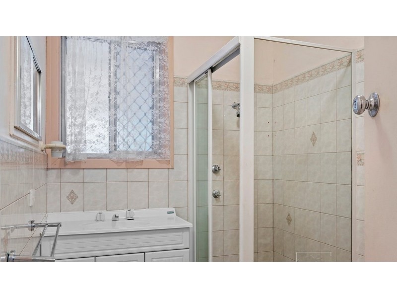 18 Beckington Street, Elizabeth Downs SA 5113