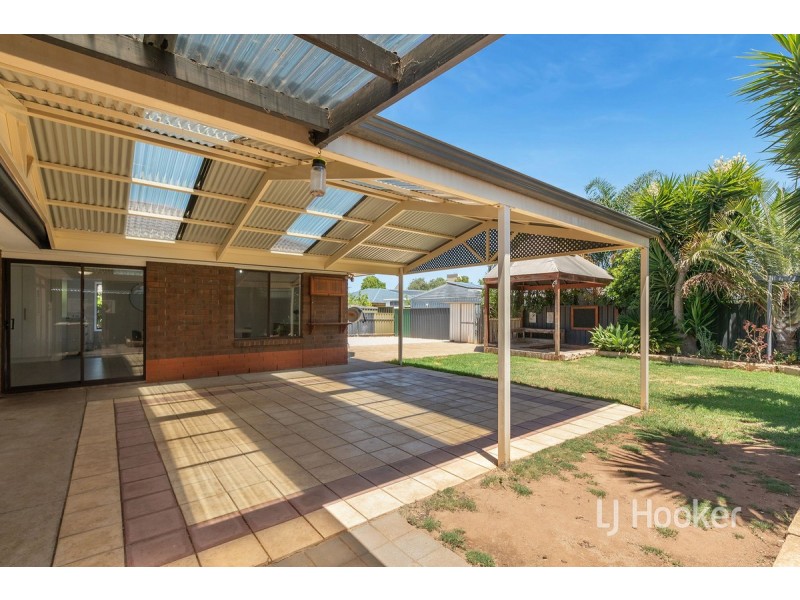 26 Harvest Court, Andrews Farm SA 5114
