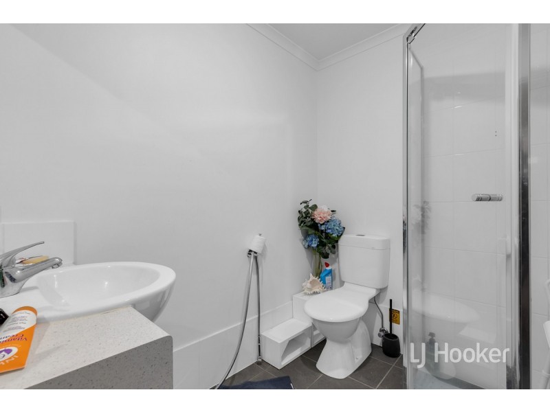 Unit 1 & 2/230 Newton Boulevard, Munno Para SA 5115