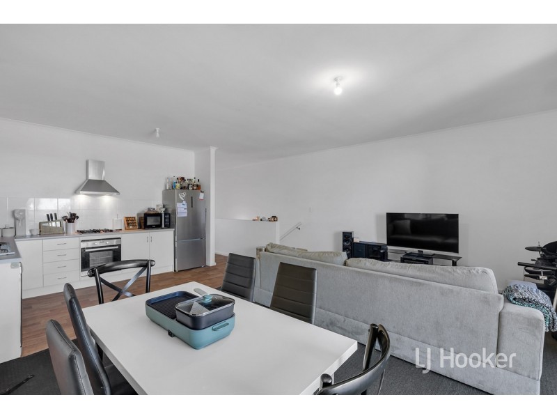 Unit 1 & 2/230 Newton Boulevard, Munno Para SA 5115