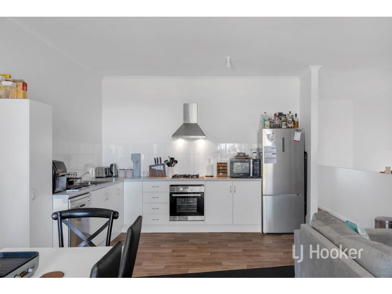 Unit 1 & 2/230 Newton Boulevard, Munno Para SA 5115