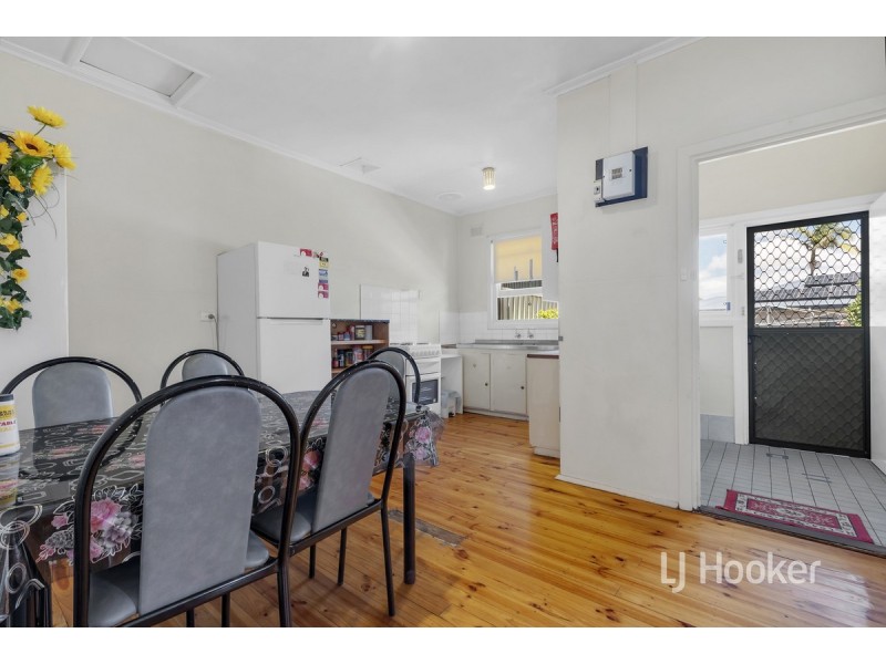 2 Chilmark Street, Elizabeth Vale SA 5112