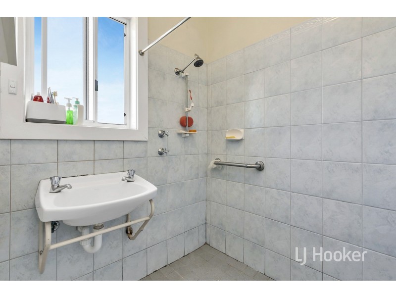 2 Chilmark Street, Elizabeth Vale SA 5112
