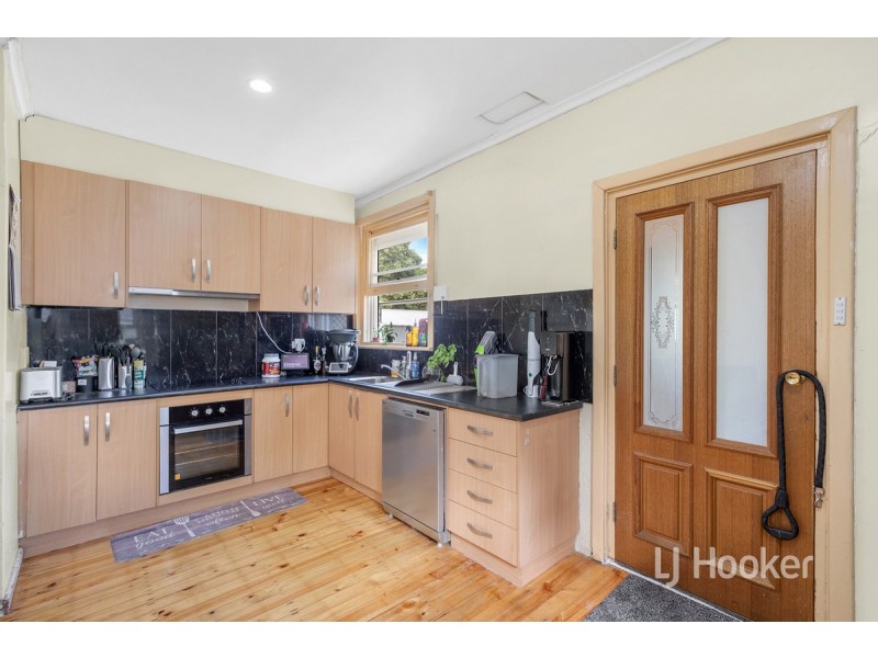 14 Catalina Road, Elizabeth East SA 5112