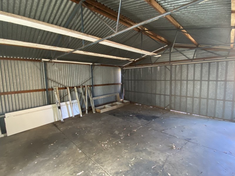 24 Shaftesbury Road, Elizabeth Vale SA 5112