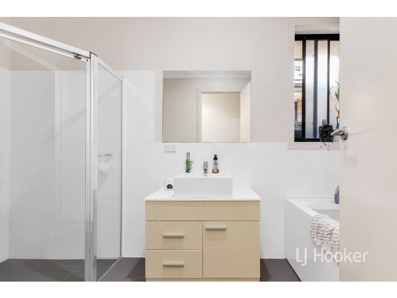 4D Mavros Road, Elizabeth Downs SA 5113