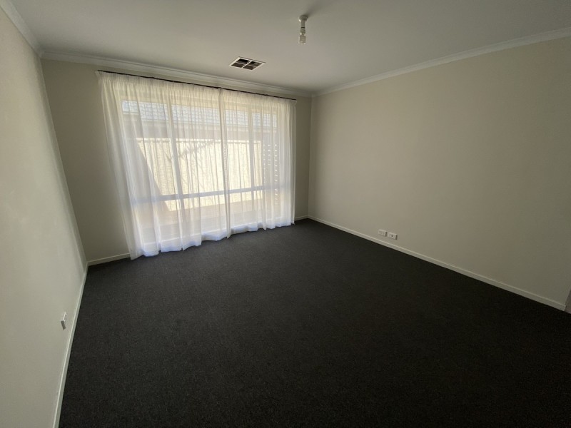 41 Tudor Crescent, Smithfield Plains SA 5114