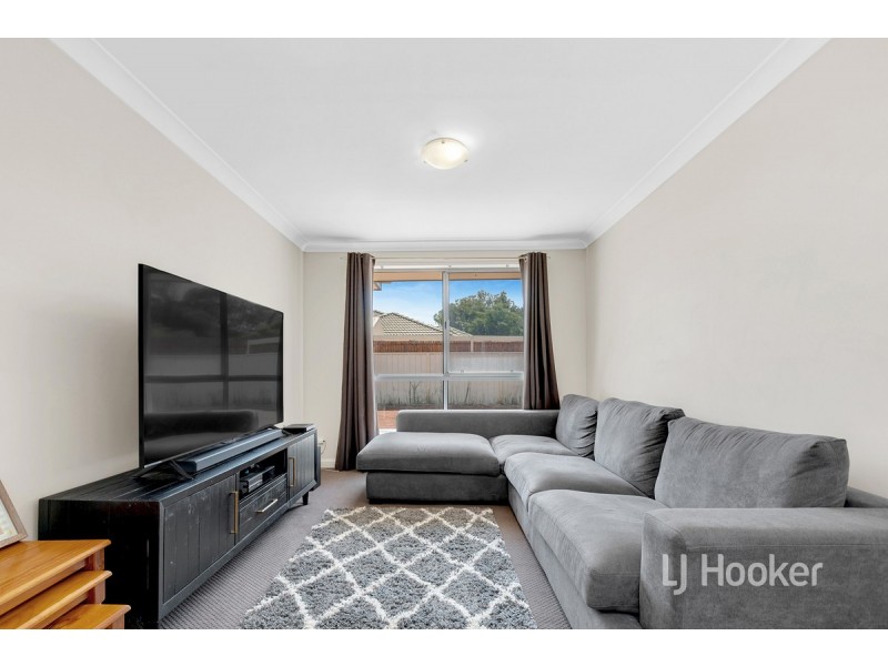 8B Peerless Road, Munno Para West SA 5115