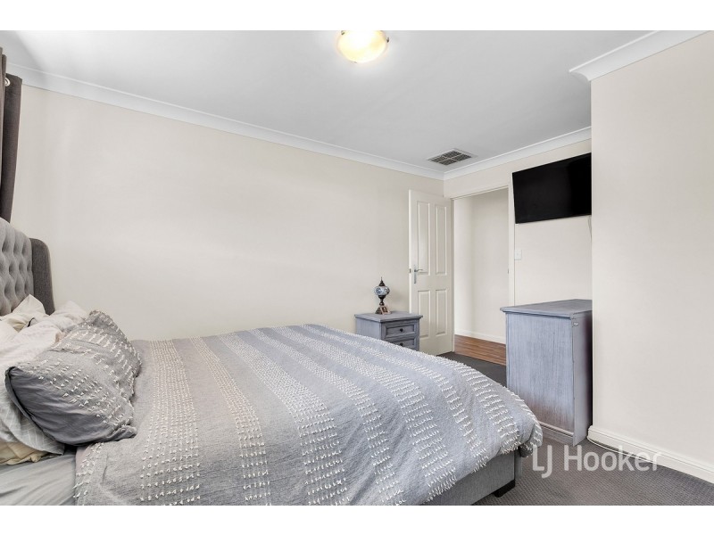 8B Peerless Road, Munno Para West SA 5115