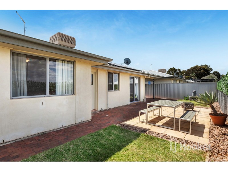8B Peerless Road, Munno Para West SA 5115