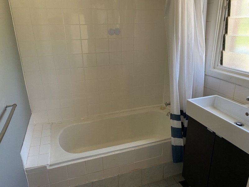 24 Midlow Road, Elizabeth Downs SA 5113