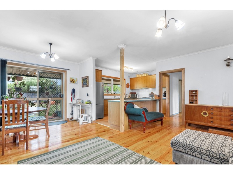 10 Beaminster Road, Elizabeth Park SA 5113