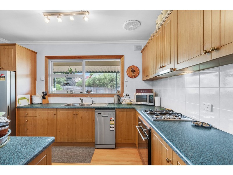 10 Beaminster Road, Elizabeth Park SA 5113