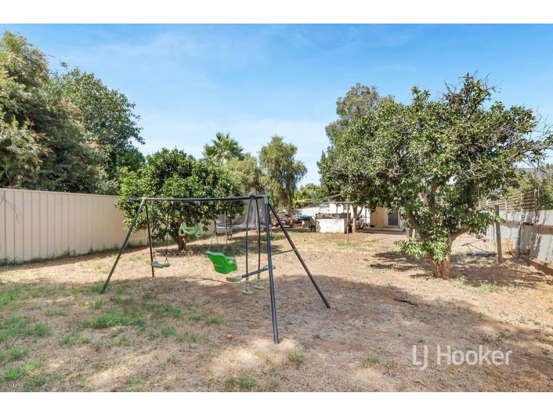 10 Sampson Road, Elizabeth Grove SA 5112