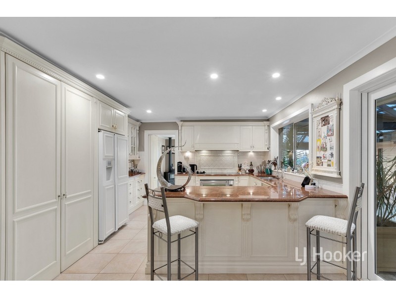 6 Yateri Court, Greenwith SA 5125