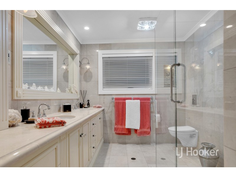 6 Yateri Court, Greenwith SA 5125