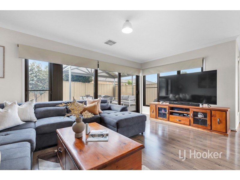 14 Willys Street, Munno Para West SA 5115