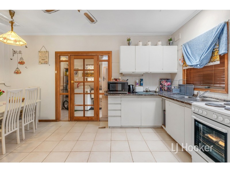 3 Stakes Crescent, Elizabeth Downs SA 5113