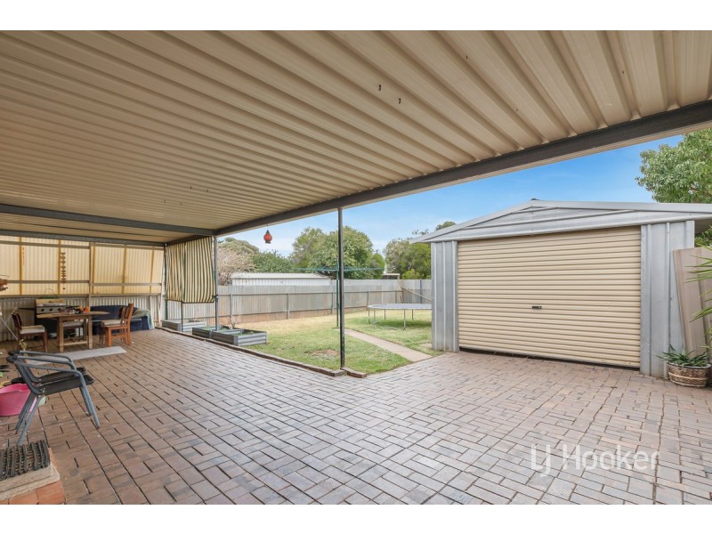 3 Stakes Crescent, Elizabeth Downs SA 5113