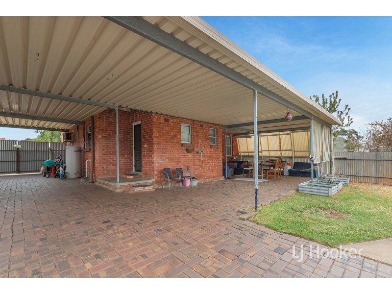 3 Stakes Crescent, Elizabeth Downs SA 5113