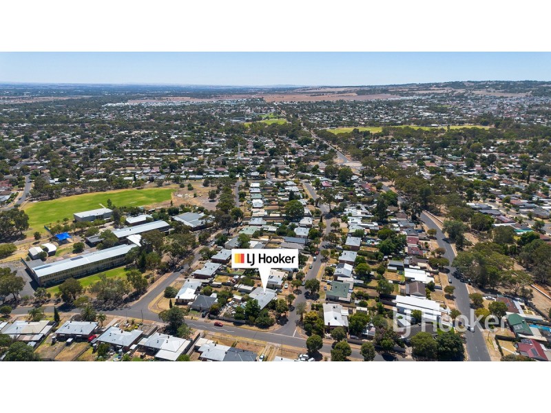 3 Stakes Crescent, Elizabeth Downs SA 5113