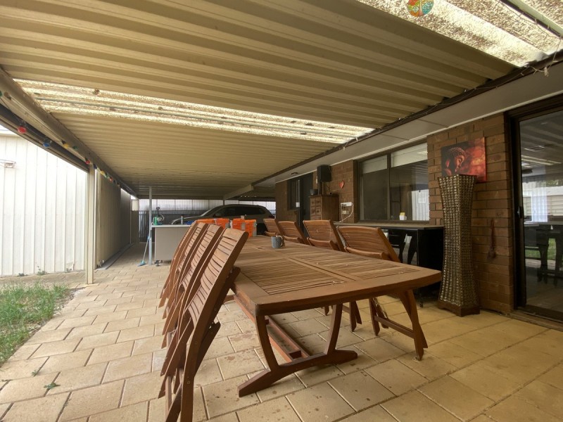 3 Tregenza Avenue, Elizabeth South SA 5112