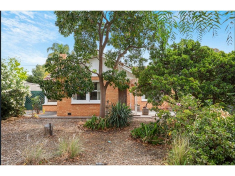 18 Hibiscus Street, Elizabeth Vale SA 5112