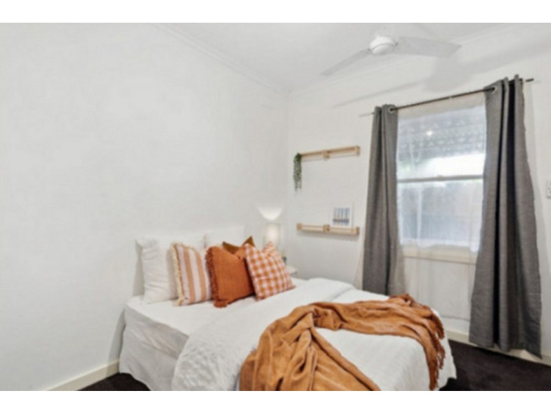 18 Hibiscus Street, Elizabeth Vale SA 5112