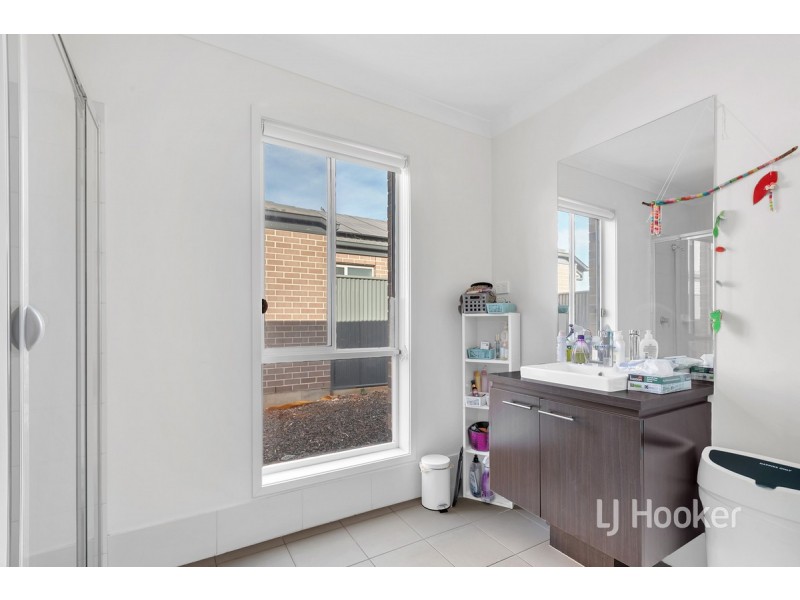 15 Highland Circuit, Blakeview SA 5114
