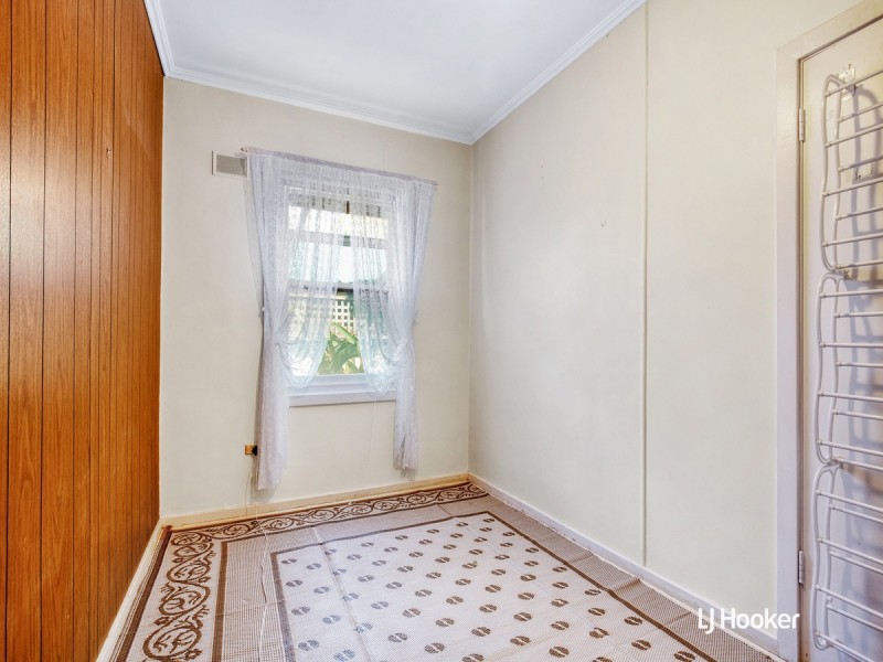 42 Bloomfield Crescent, Elizabeth Downs SA 5113