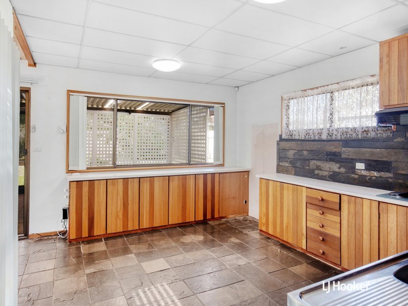 42 Bloomfield Crescent, Elizabeth Downs SA 5113