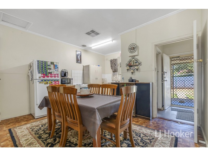 22 Barrow Crescent, Elizabeth Vale SA 5112