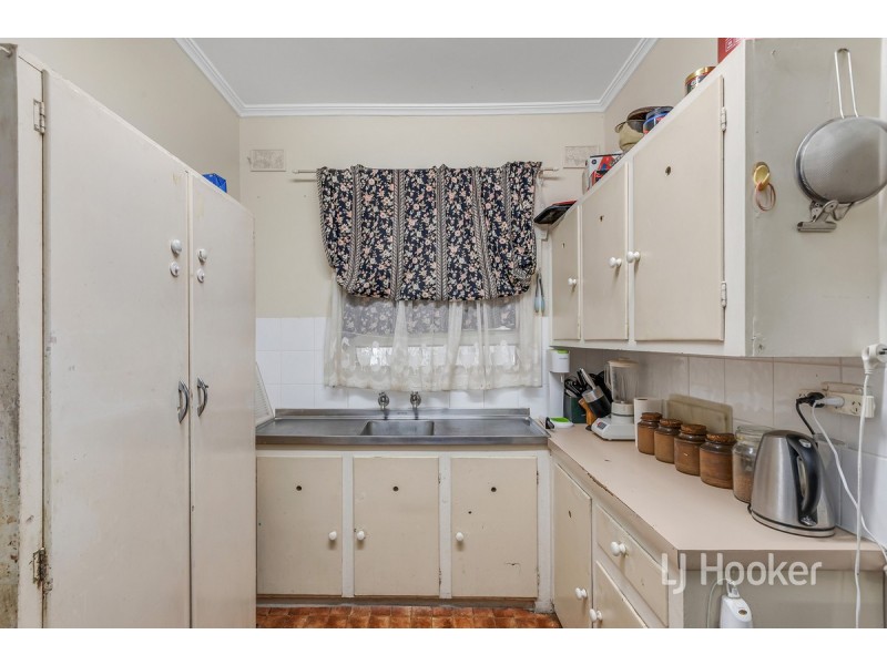22 Barrow Crescent, Elizabeth Vale SA 5112