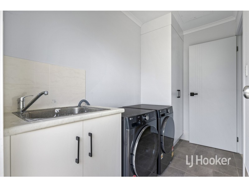 16 Golfview Drive, Munno Para SA 5115