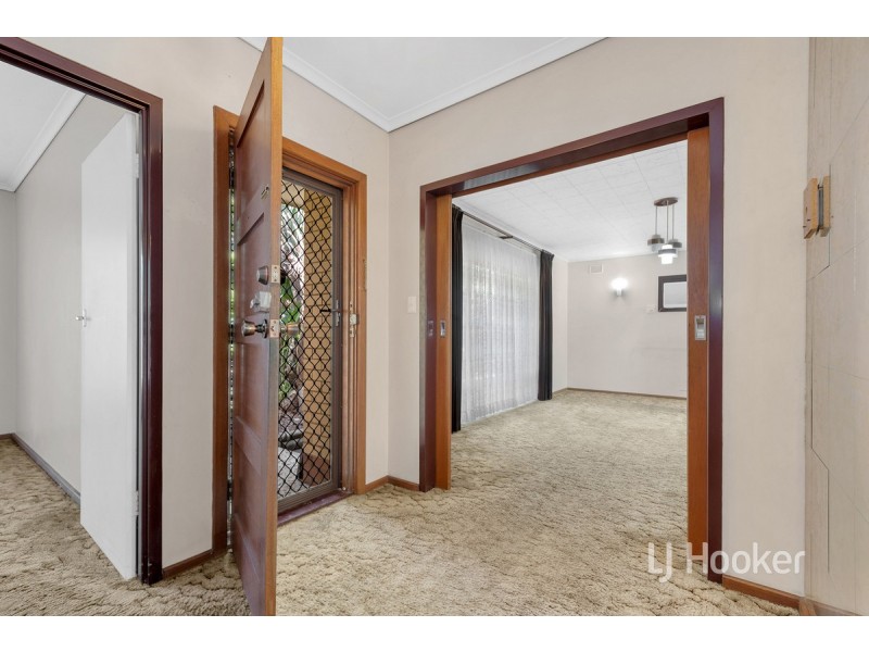 30 Joel Crescent, Elizabeth Vale SA 5112