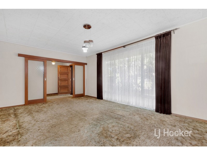 30 Joel Crescent, Elizabeth Vale SA 5112