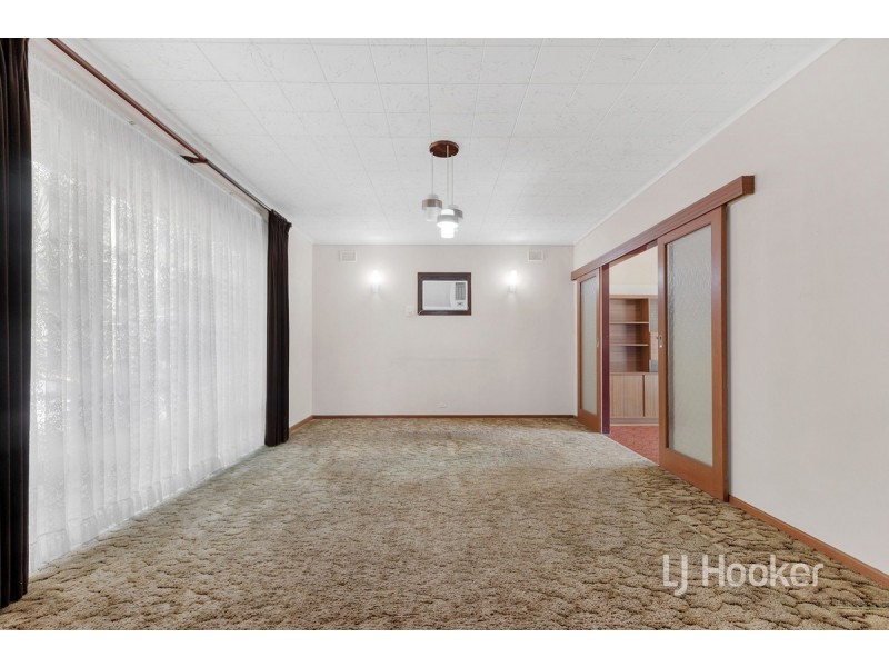 30 Joel Crescent, Elizabeth Vale SA 5112