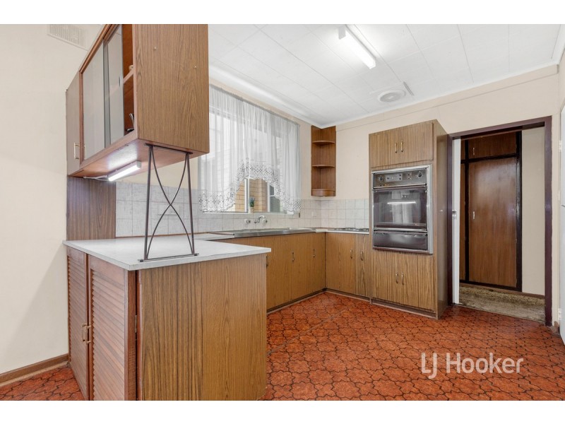 30 Joel Crescent, Elizabeth Vale SA 5112