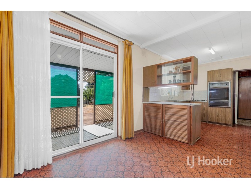 30 Joel Crescent, Elizabeth Vale SA 5112