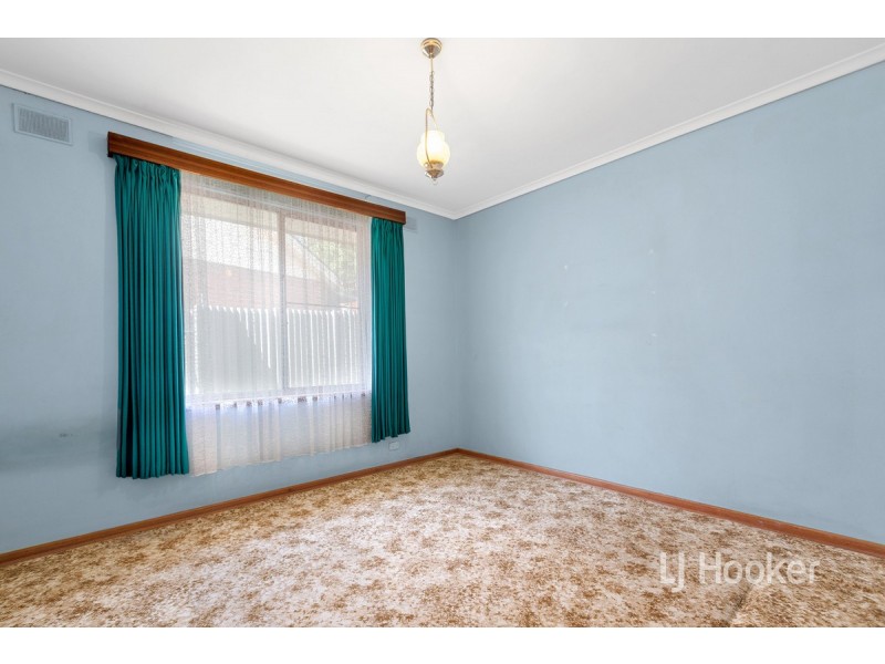 30 Joel Crescent, Elizabeth Vale SA 5112