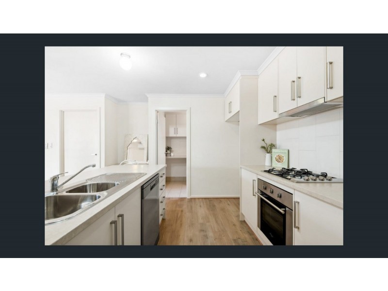 6 Glades Walk, Smithfield Plains SA 5114