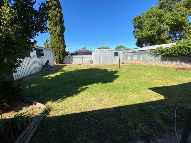4 Dublin Avenue, Salisbury Downs SA 5108