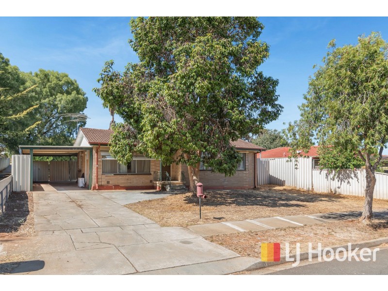 16 Beckington Street, Elizabeth Downs SA 5113