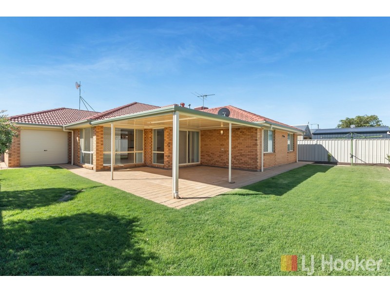 11 Brookfield Avenue, Burton SA 5110