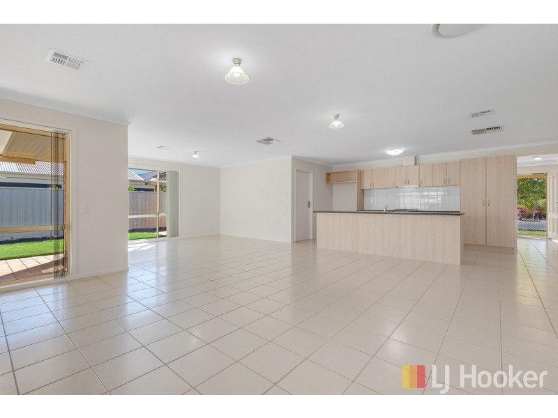 11 Brookfield Avenue, Burton SA 5110