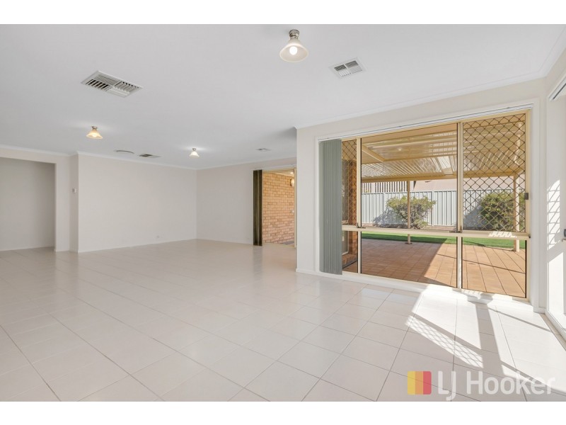 11 Brookfield Avenue, Burton SA 5110